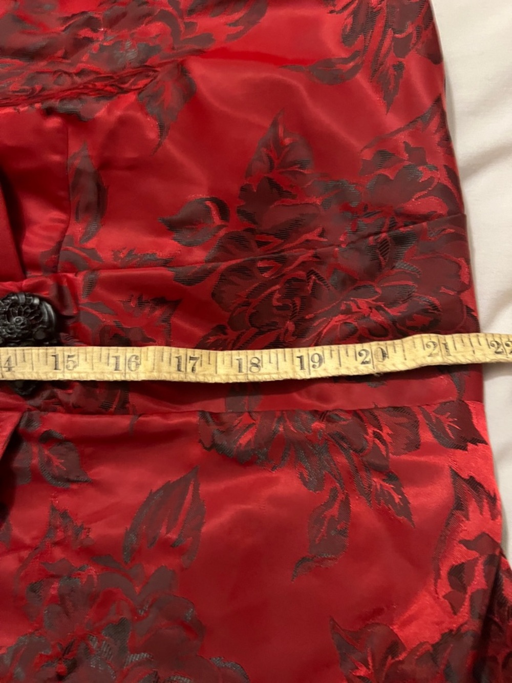 Sleeveless floral top - Picture 11 of 11